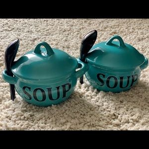 Set of 2 Soup Bowls w/Spoons